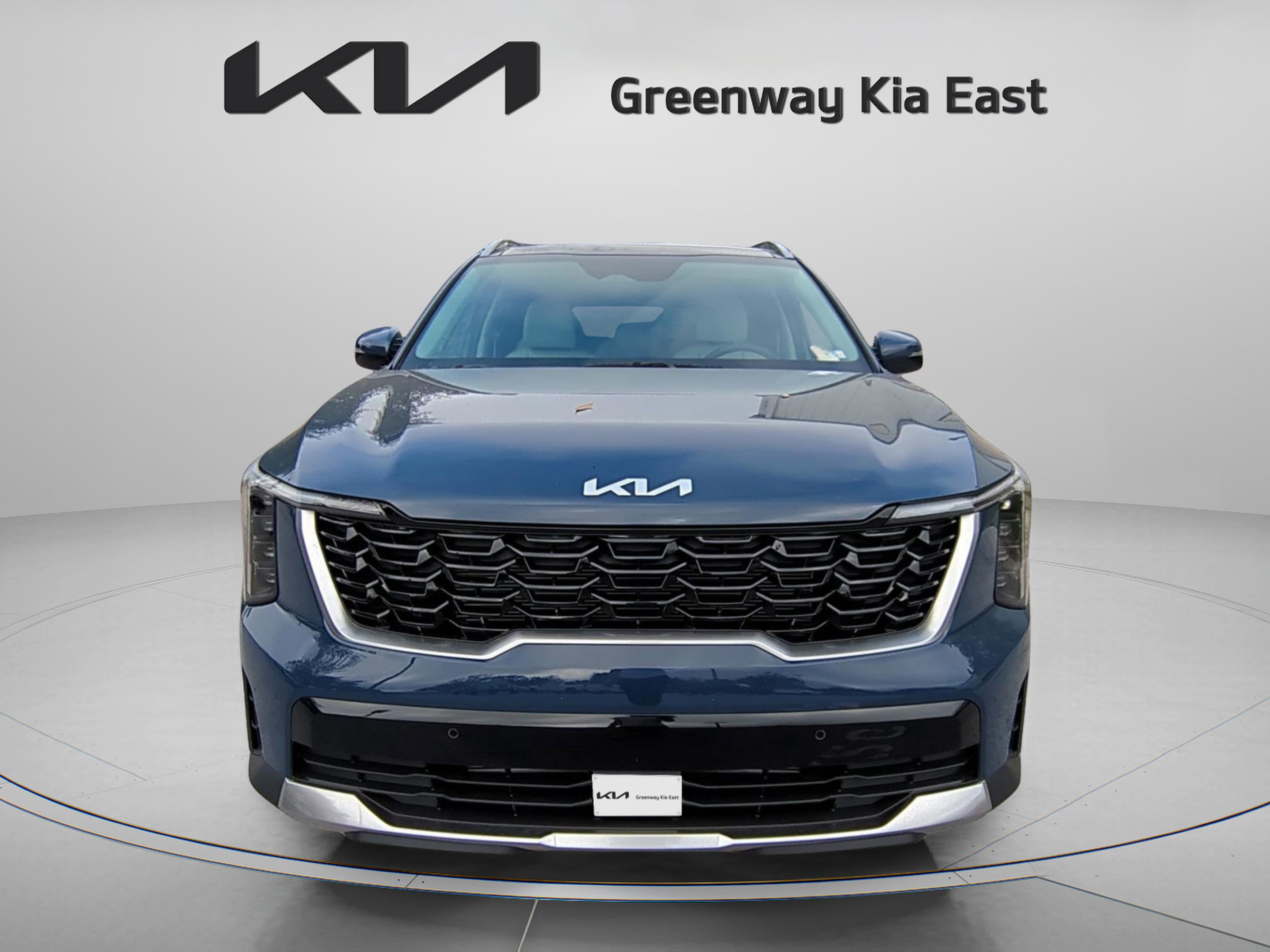 2025 Kia Sorento S photo 3