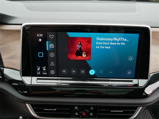 2025 Volkswagen Atlas SE Technology photo 28