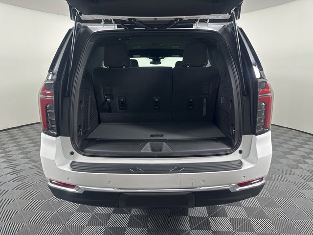 2025 Chevrolet Tahoe LS photo 8