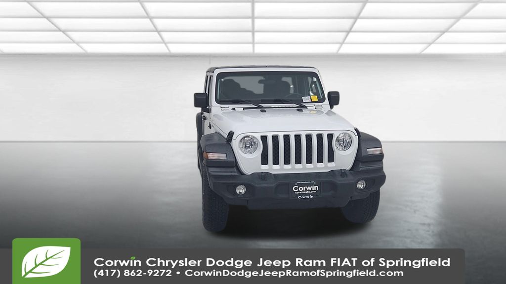 2018 Jeep Wrangler Unlimited Sport S photo 2