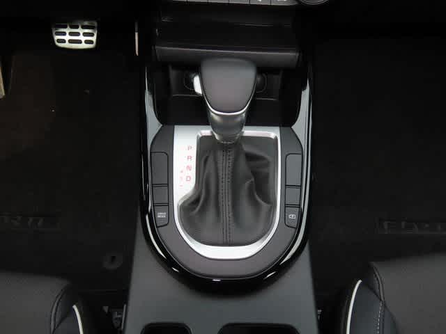 2024 Kia Forte GT-Line photo 22
