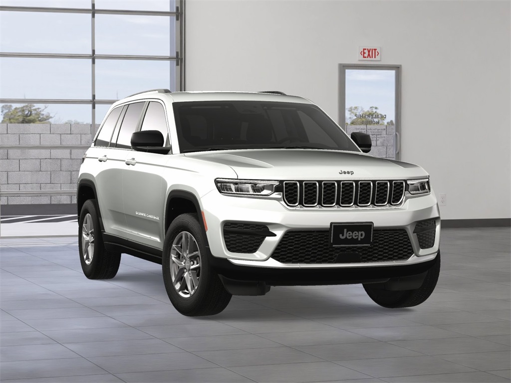2025 Jeep Grand Cherokee Laredo X photo 8