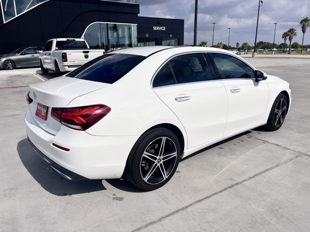 2019 Mercedes Benz A 220 photo 3