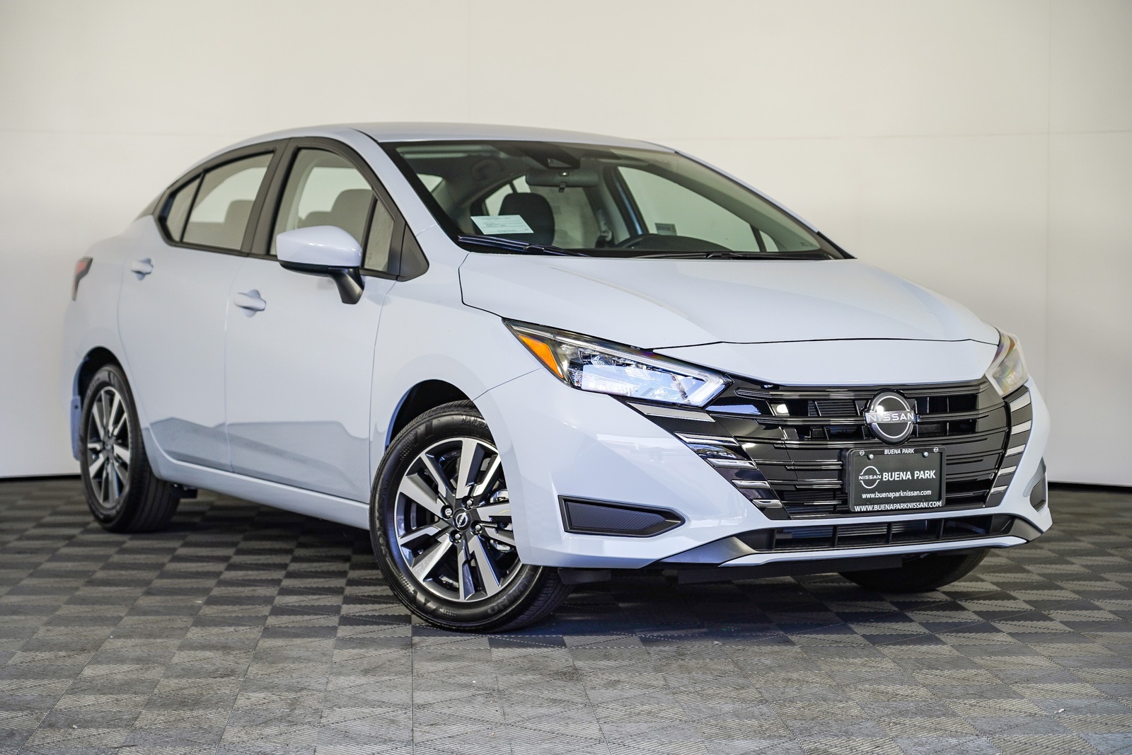 2025 Nissan Versa Sedan SV