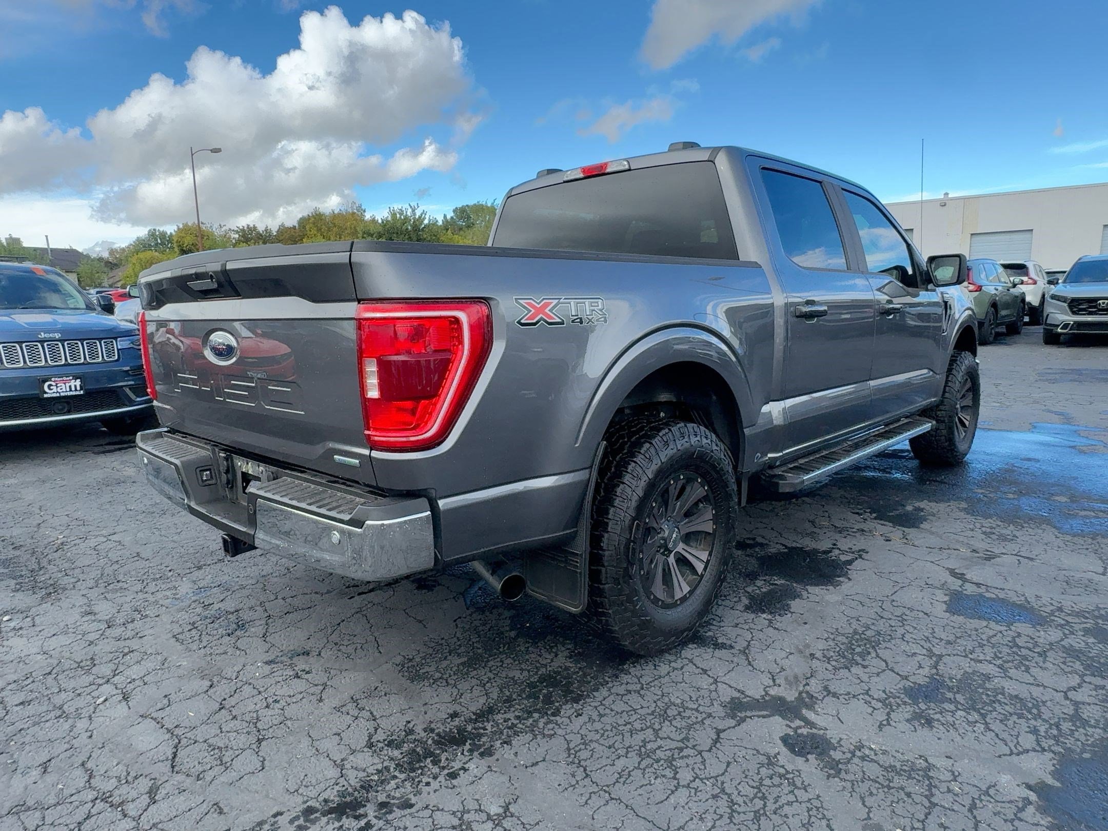 2021 Ford F-150 XLT photo 3