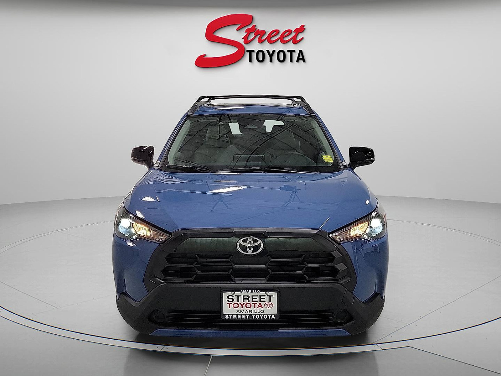 2026 Toyota Corolla Cross LE photo 6