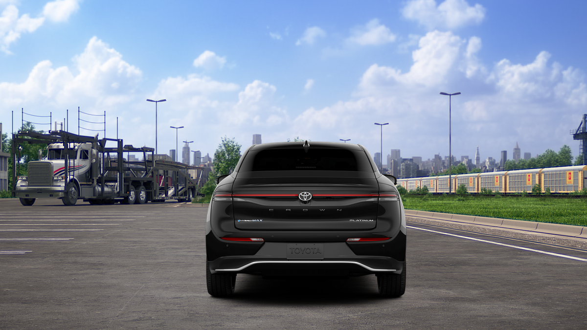 2026 Toyota Crown Platinum photo 4