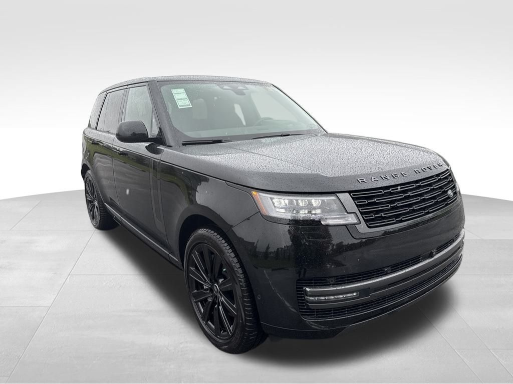 2025 Land Rover Range Rover SE photo 4