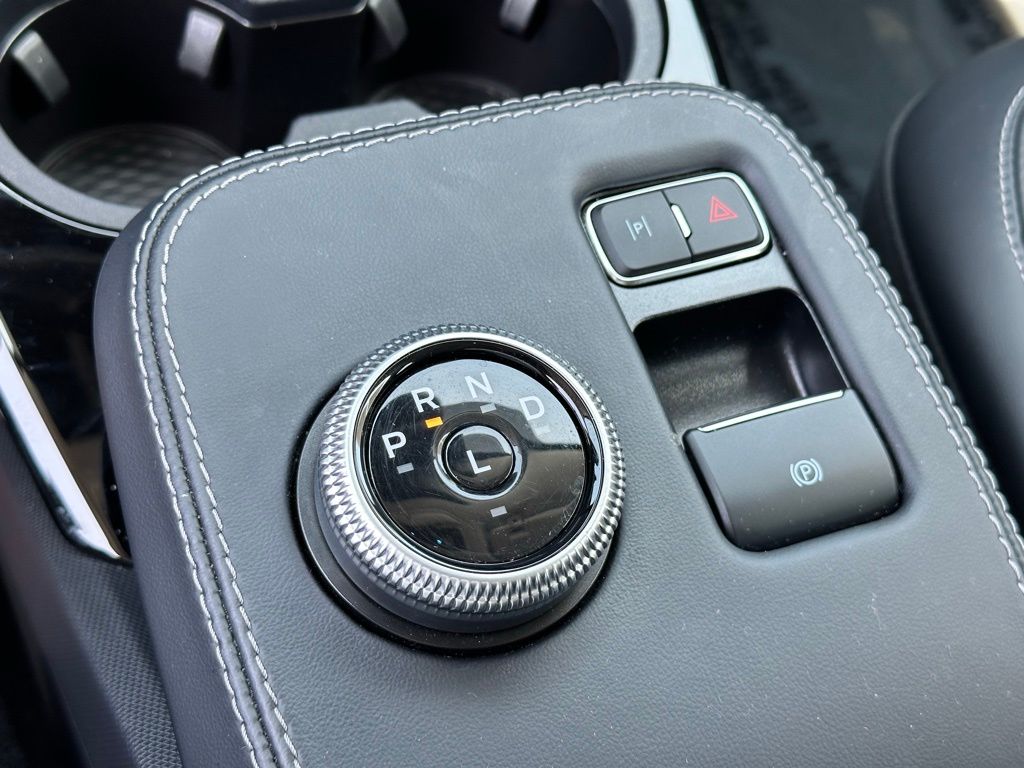 2024 Ford Mustang Mach-E Select photo 16