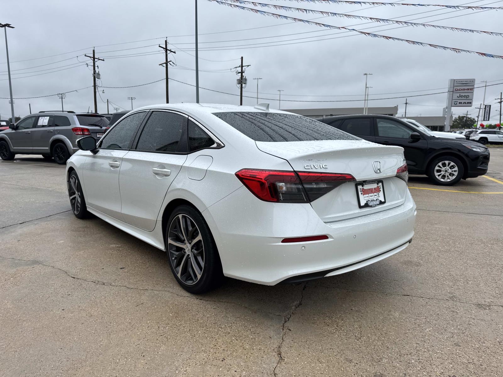 2023 Honda Civic Touring photo 4