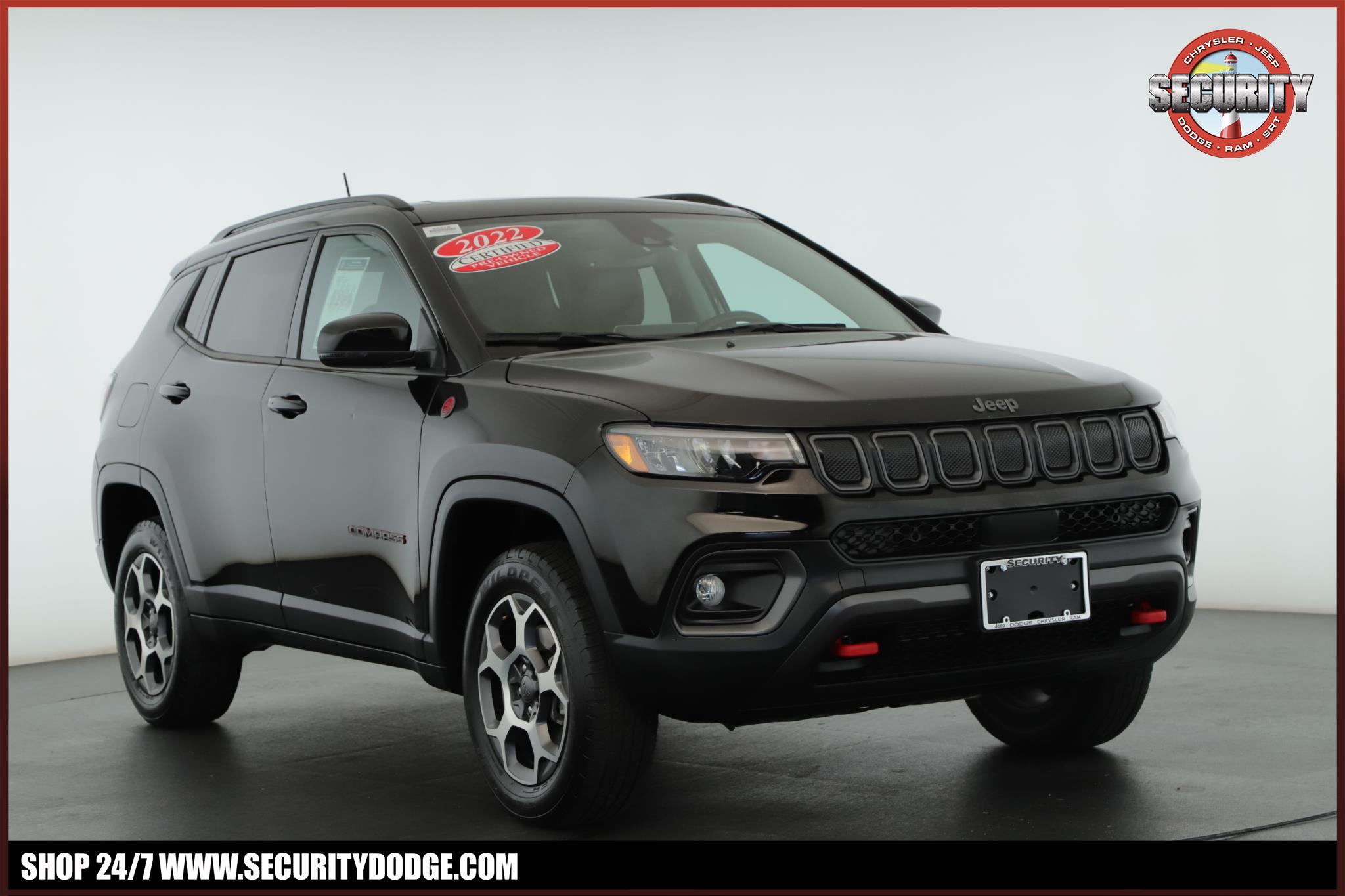2022 Jeep Compass Trailhawk's photo