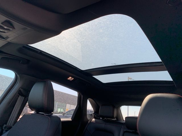 2025 Ford Escape ST-Line photo 22