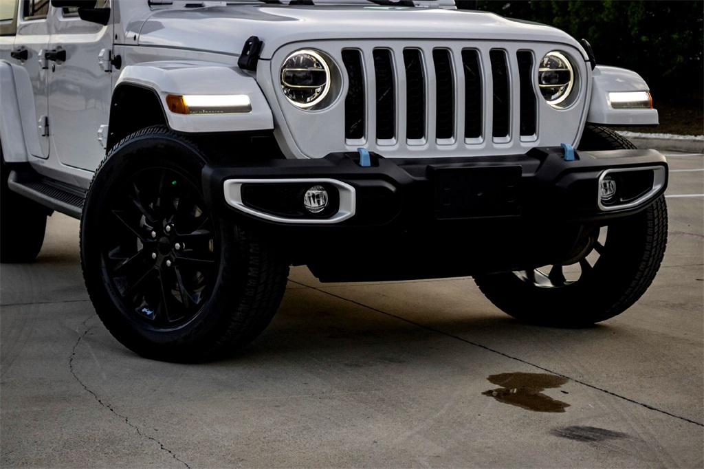 2022 Jeep Wrangler Unlimited Sahara 4xe photo 3