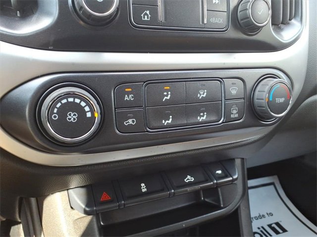 2022 Chevrolet Colorado LT photo 19