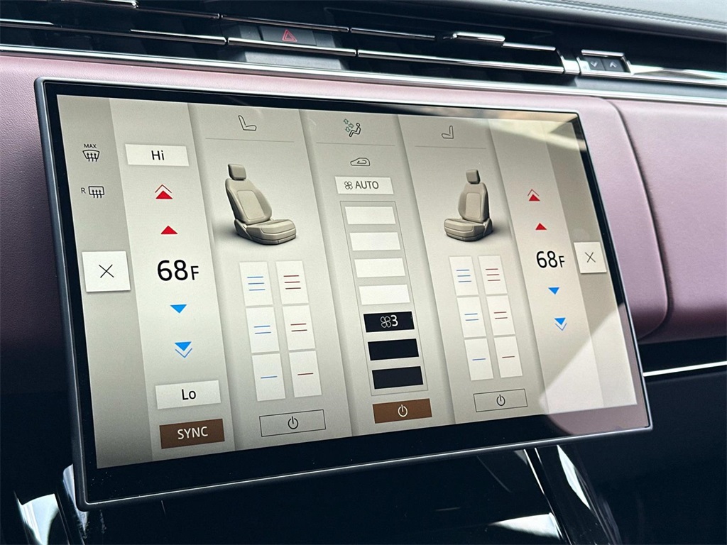 2025 Land Rover Range Rover Sport SE photo 3