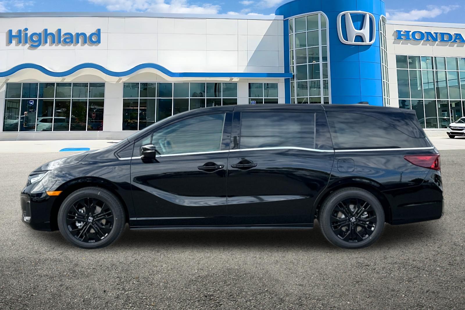 2026 Honda Odyssey Sport photo 2