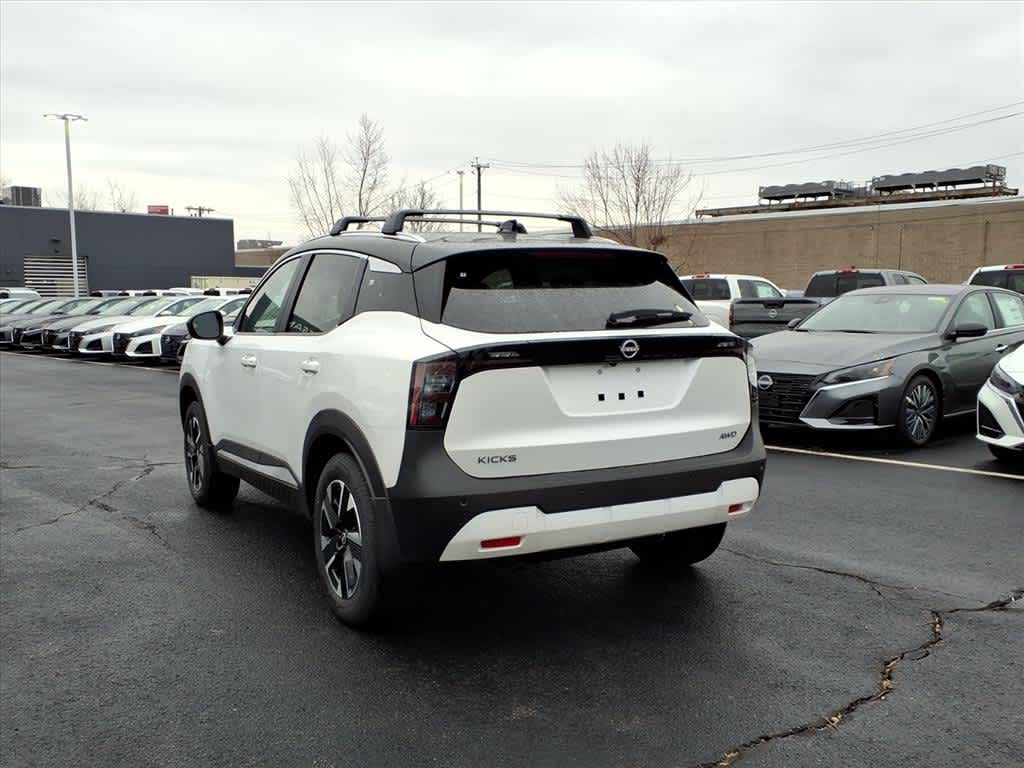 2026 Nissan Kicks SV photo 4