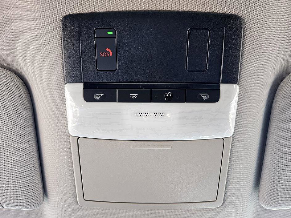 2025 Nissan Pathfinder SL photo 20