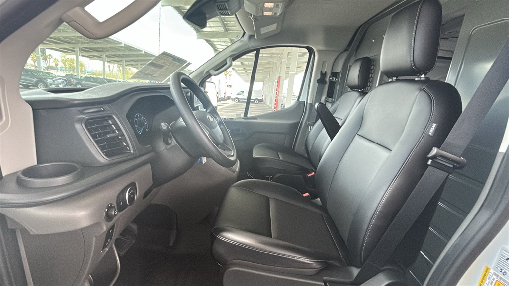 2024 Ford Transit Cargo Van photo 11