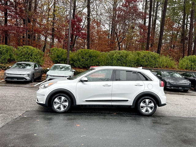 2019 Kia Niro FE photo 2