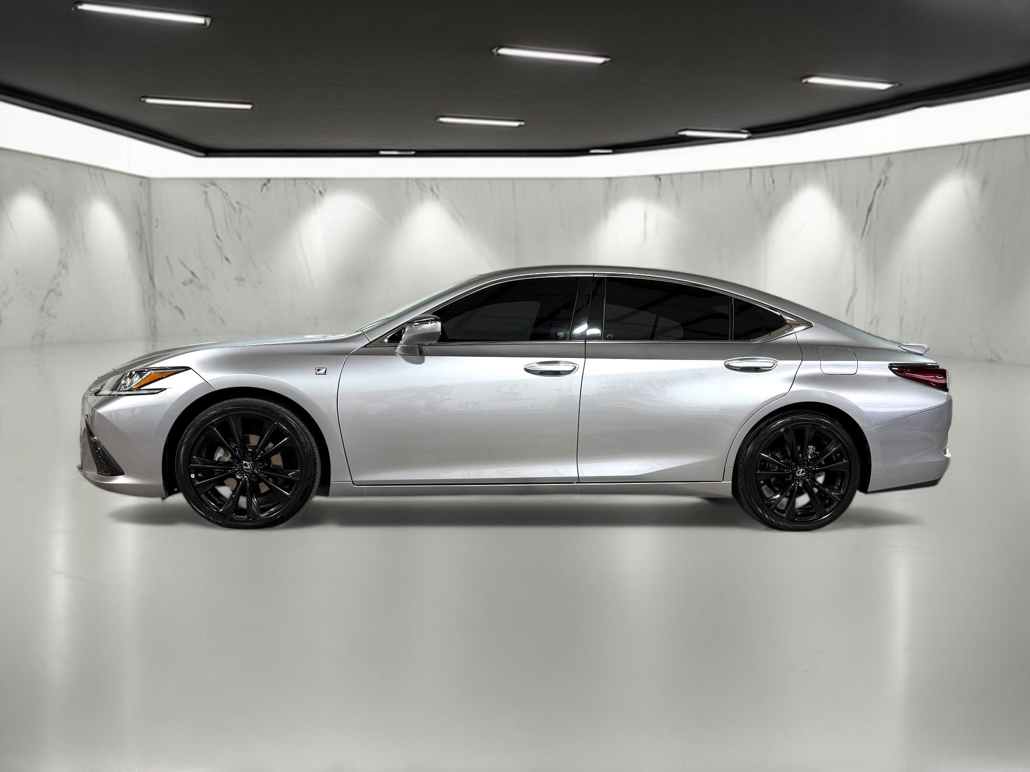 2022 Lexus ES 350 F SPORT photo 2