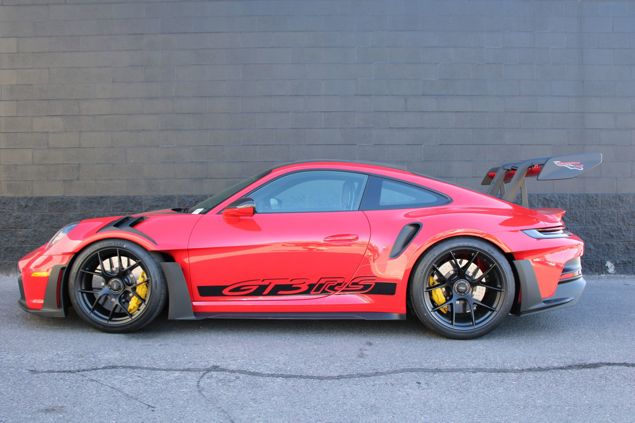 2025 Porsche 911 GT3 RS photo 2