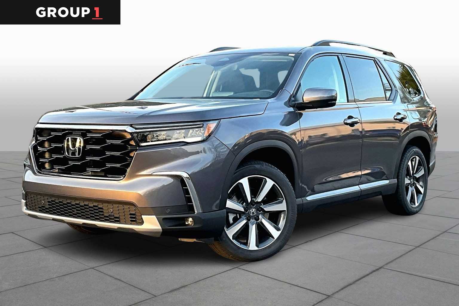 2025 Honda Pilot Touring's photo