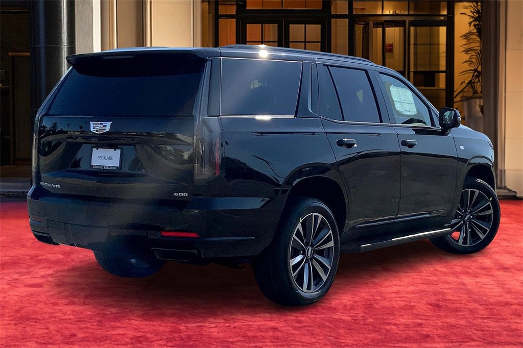 2025 Cadillac Escalade Sport photo 3