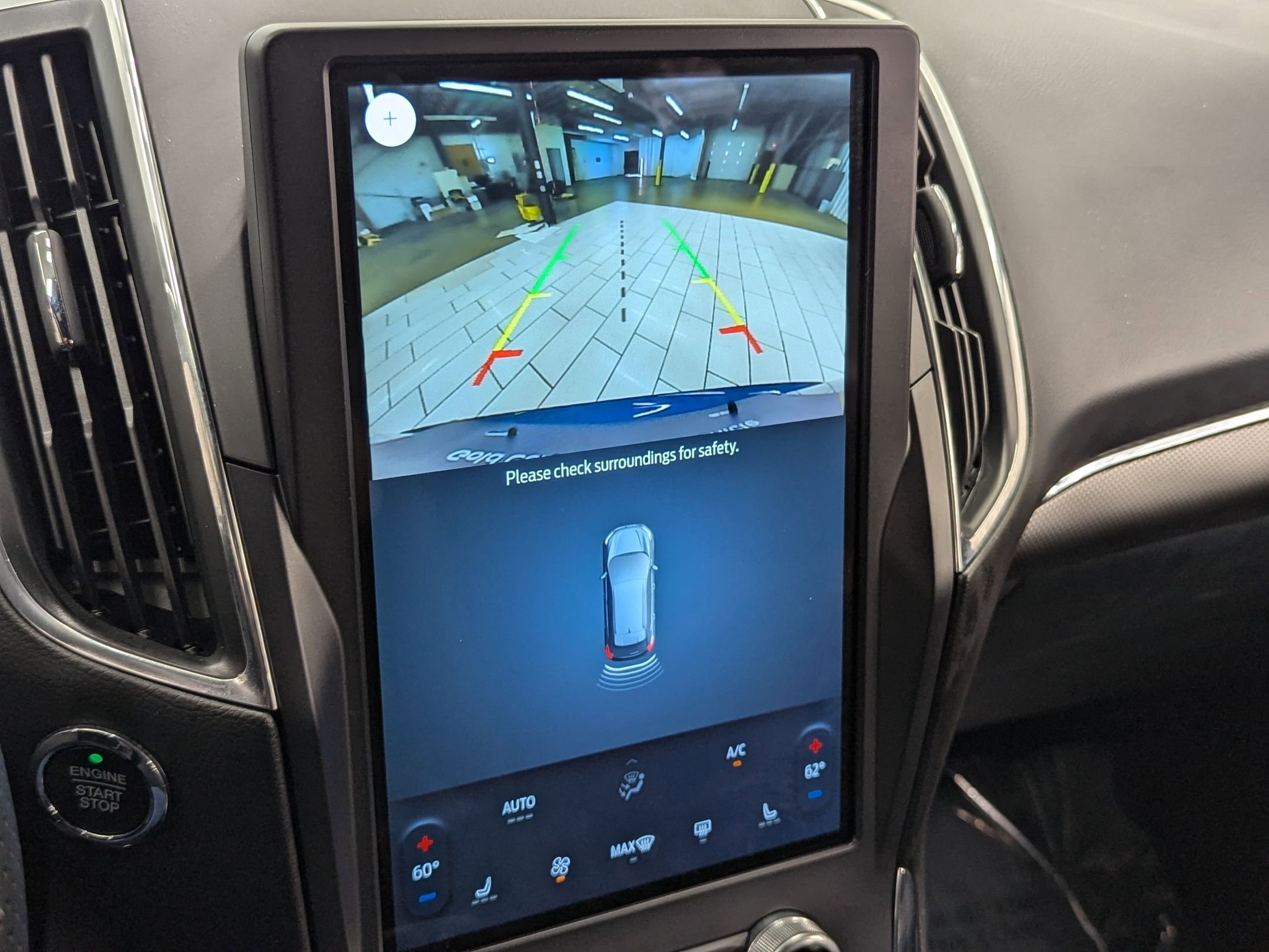 2021 Ford Edge ST photo 27