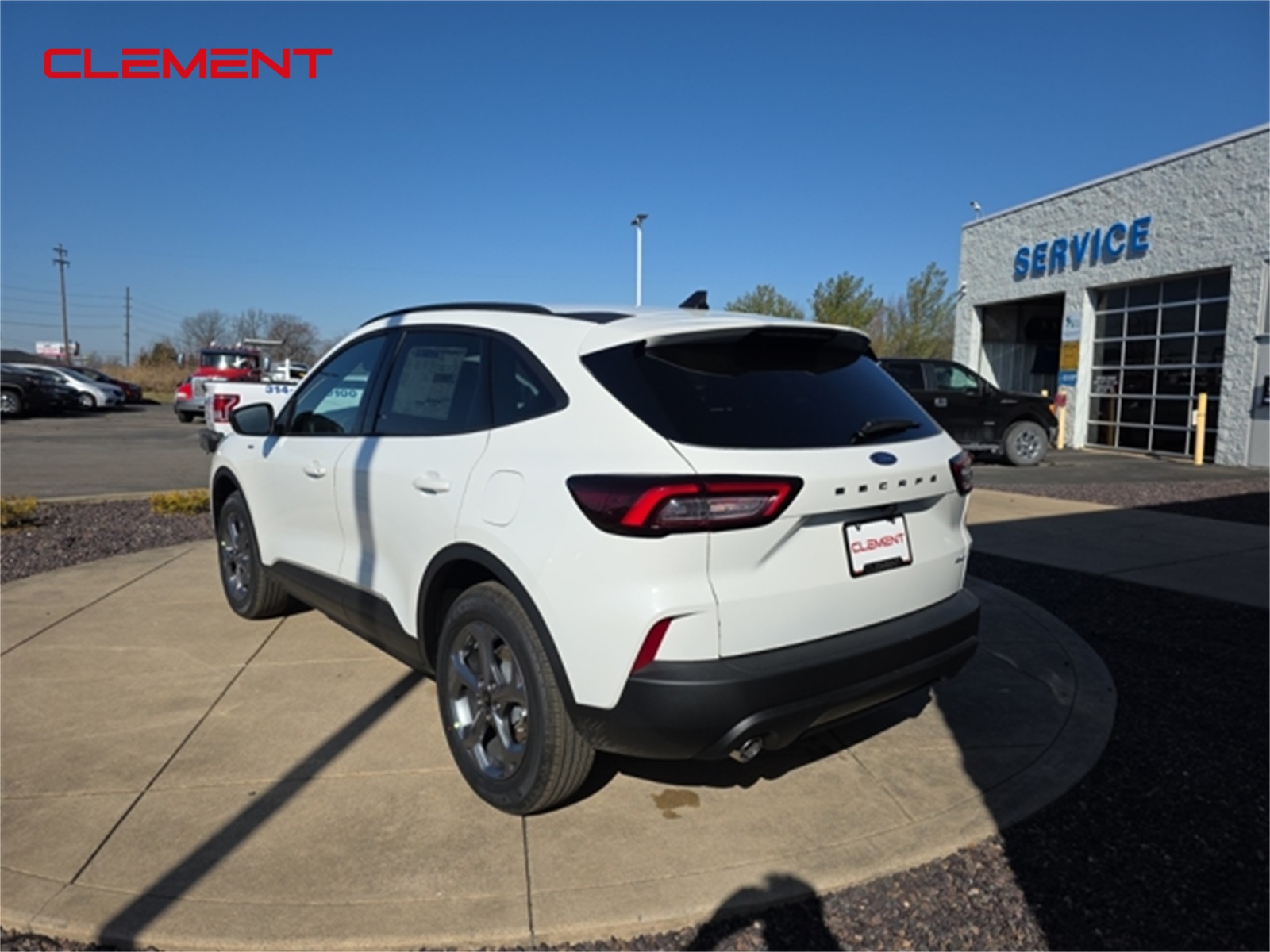 2025 Ford Escape ST-Line photo 4