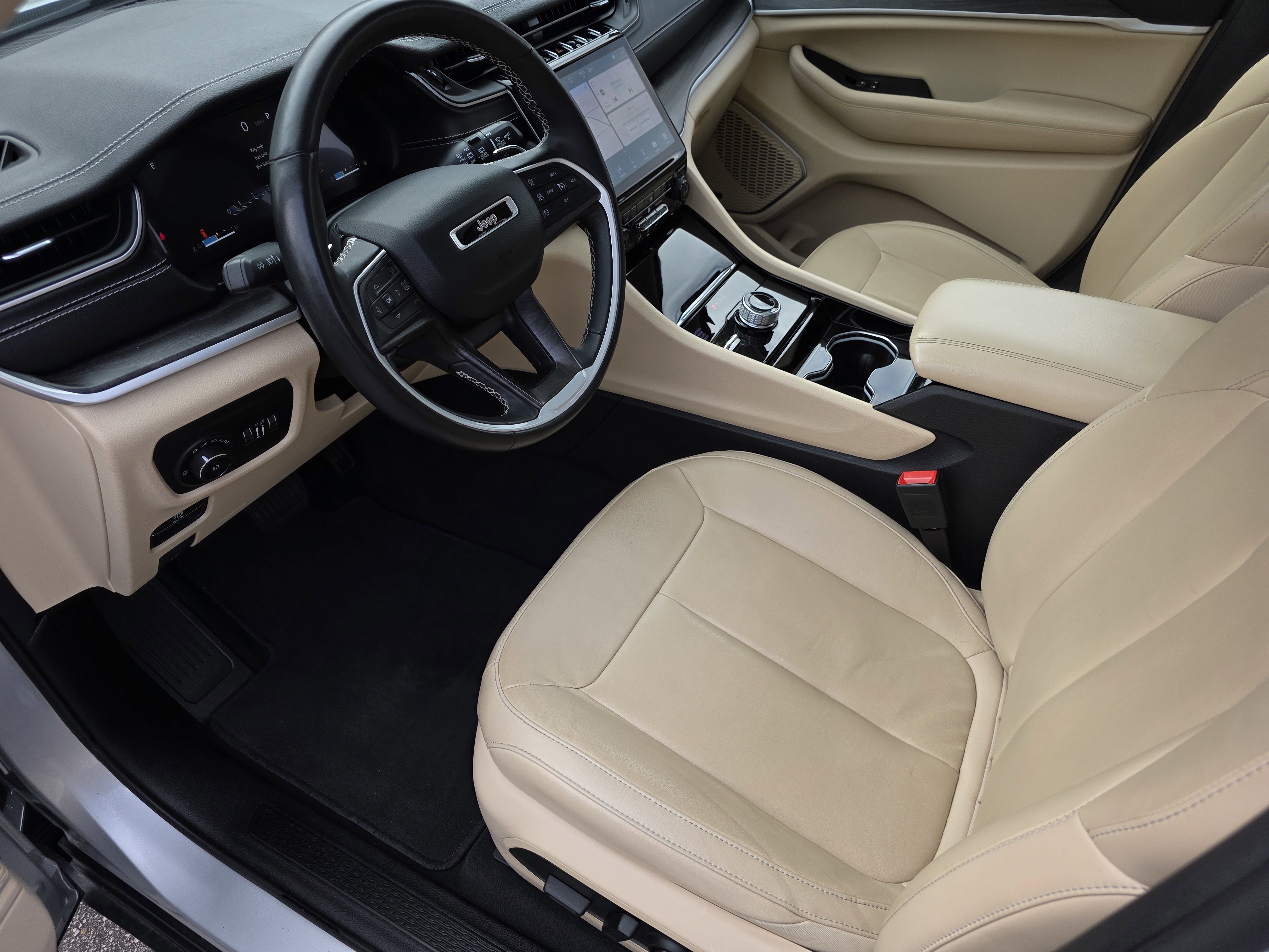 2022 Jeep Grand Cherokee Limited photo 5