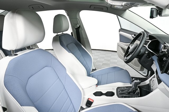 2025 Volkswagen Jetta 1.5T SE photo 19