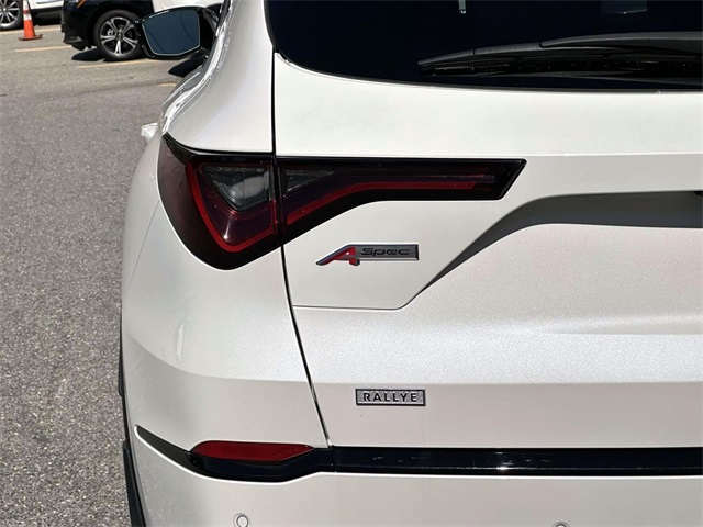 2025 Acura MDX SH-AWD A-Spec Advance photo 11