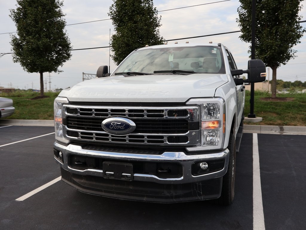2024 Ford F-250 photo 2