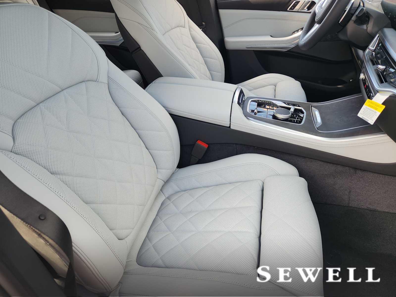 2026 Bmw X5 xDrive50e photo 2