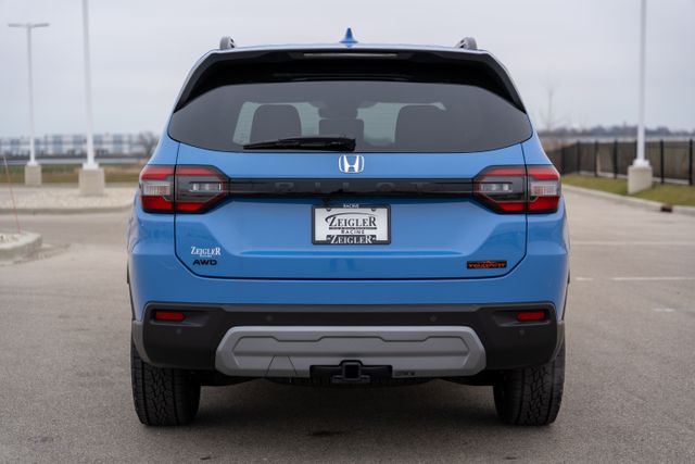 2025 Honda Pilot TrailSport photo 6