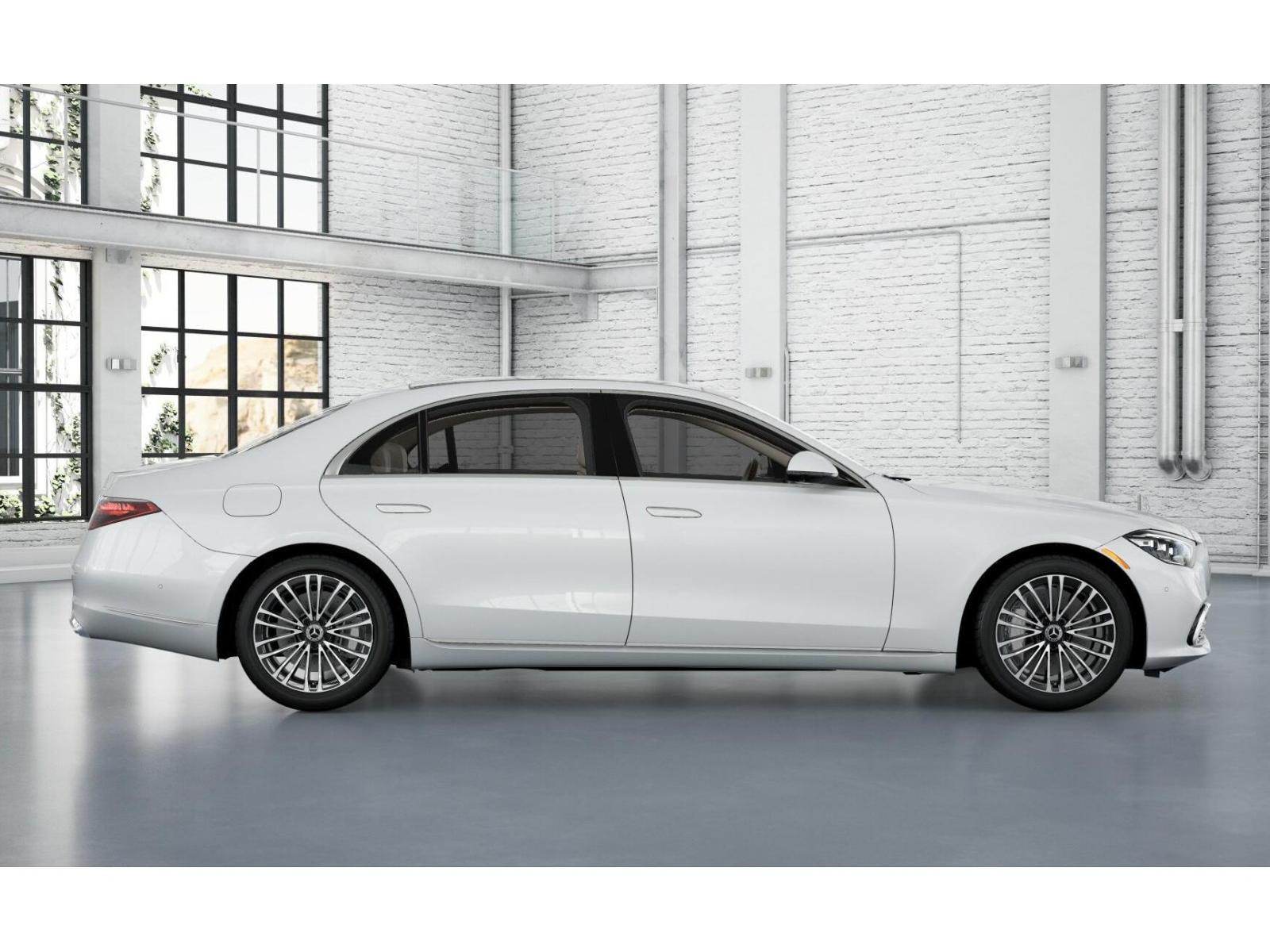 2026 Mercedes Benz S 580 4MATIC photo 2