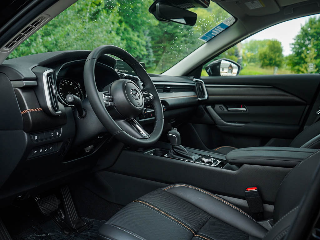 2025 Mazda CX-50 Premium photo 16