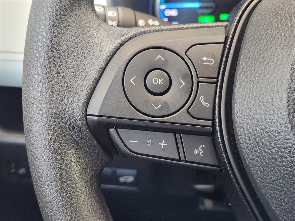 2021 Toyota RAV4 Hybrid XLE photo 21