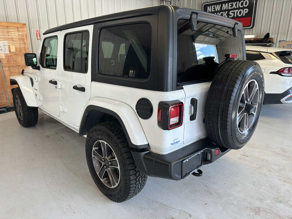 2023 Jeep Wrangler Sahara photo 6