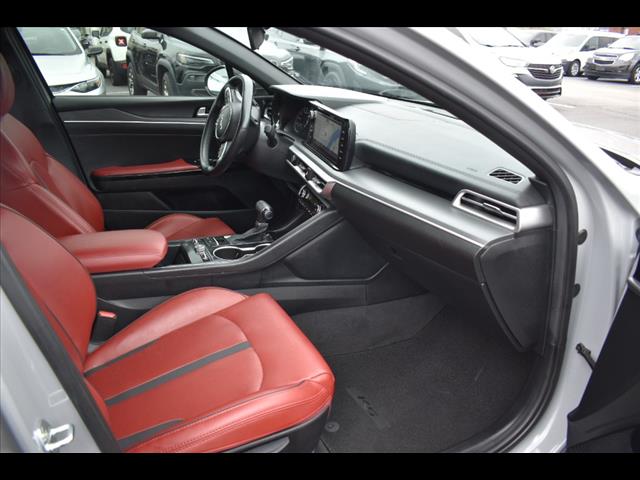 2023 Kia K5 GT-Line photo 5