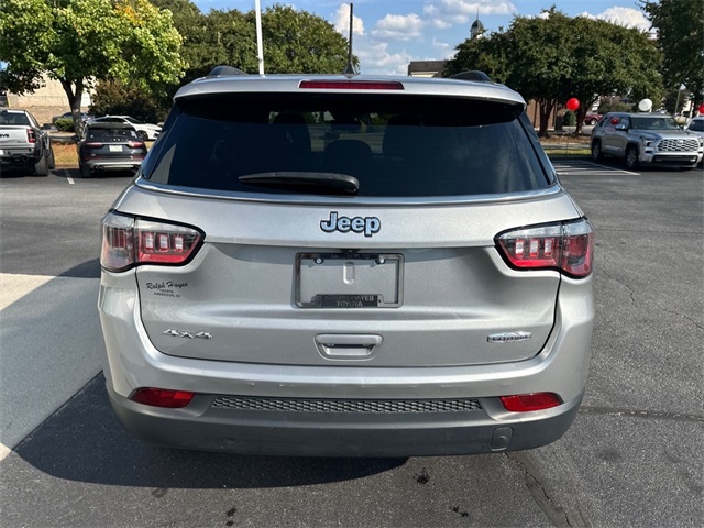 2024 Jeep Compass Latitude photo 4