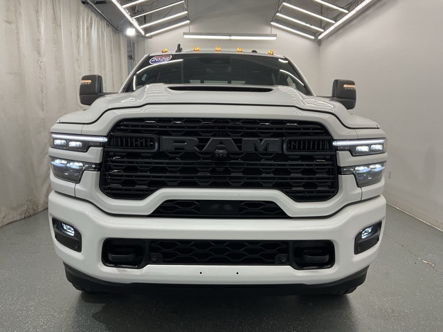 2026 Ram 2500 Limited photo 3