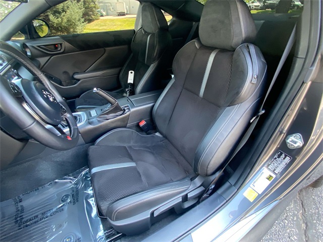 2024 Toyota GR86 Premium photo 3