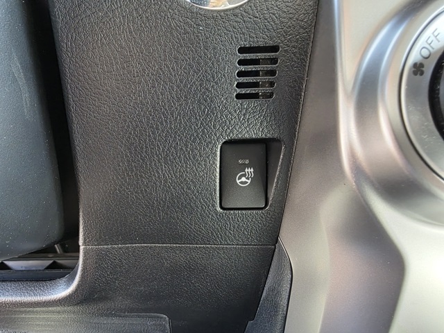 2024 Toyota 4Runner SR5 Premium photo 19
