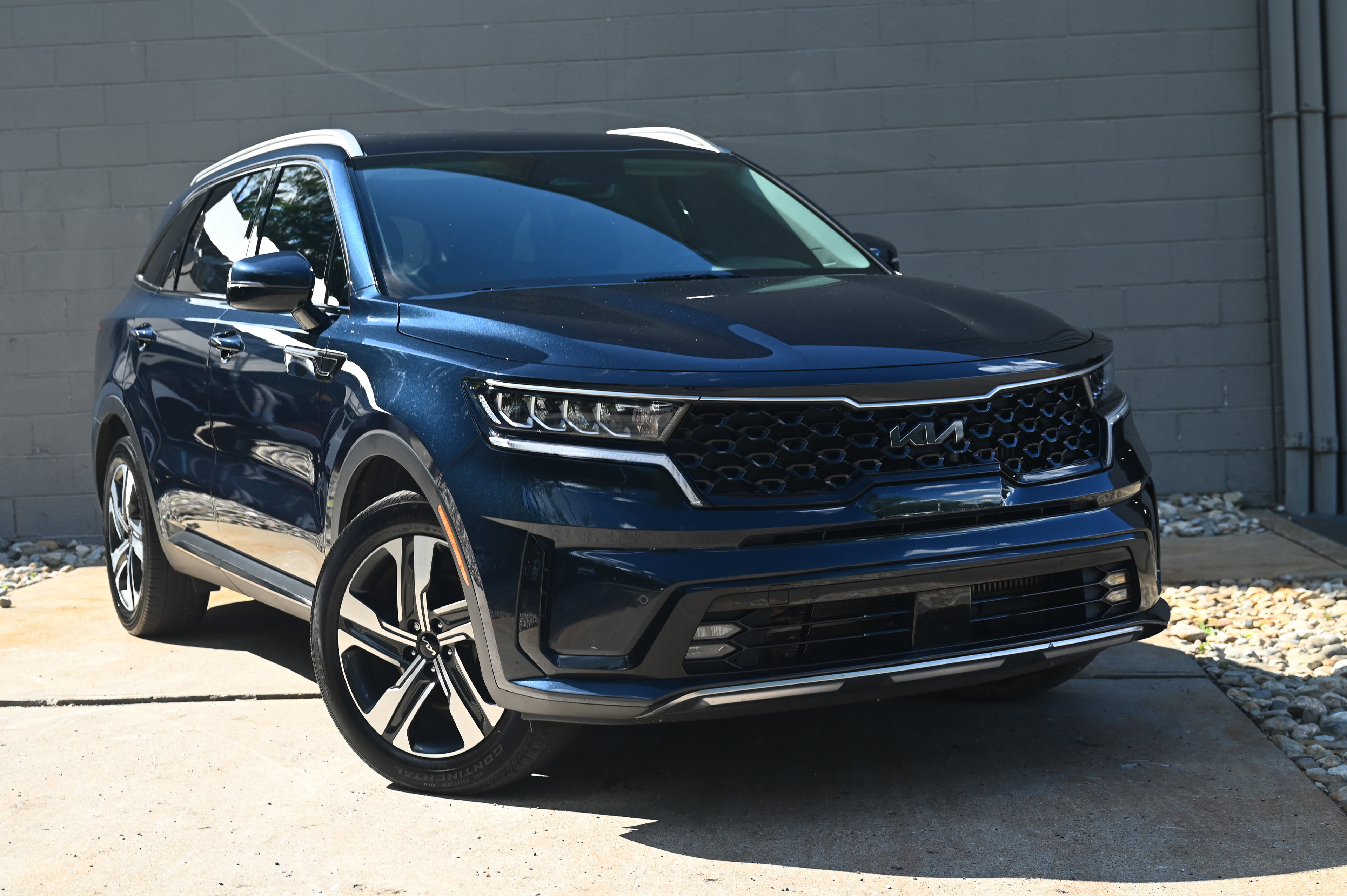 2023 Kia Sorento Hybrid EX photo 3