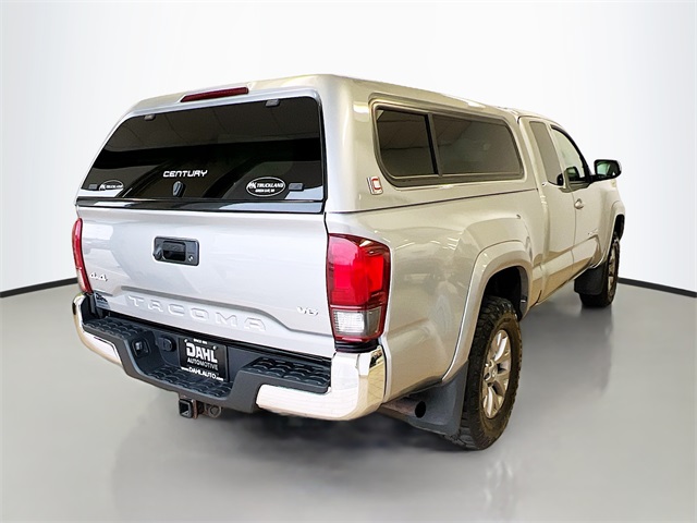 2018 Toyota Tacoma TRD Off-Road photo 32