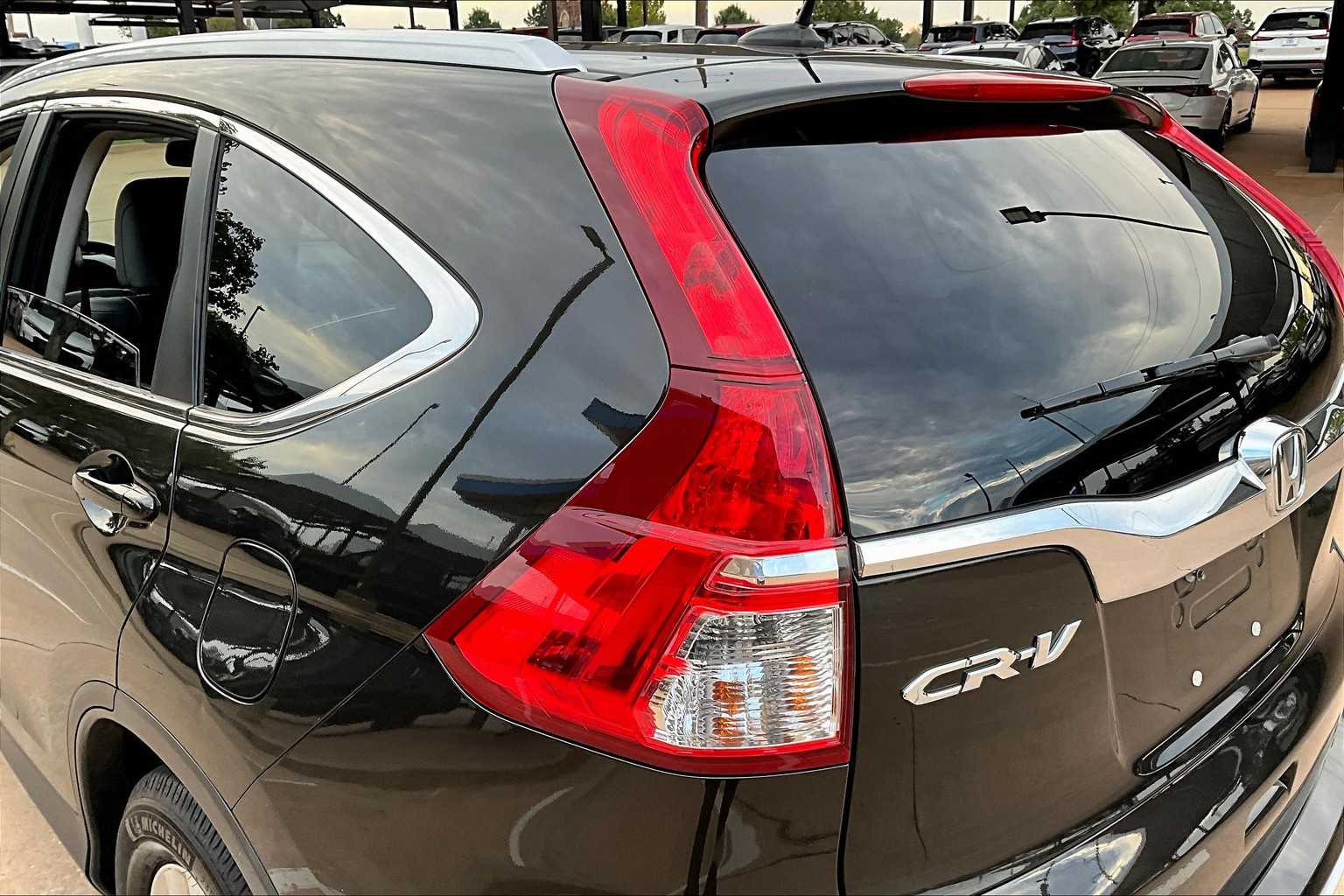 2015 Honda CR-V EX-L photo 27