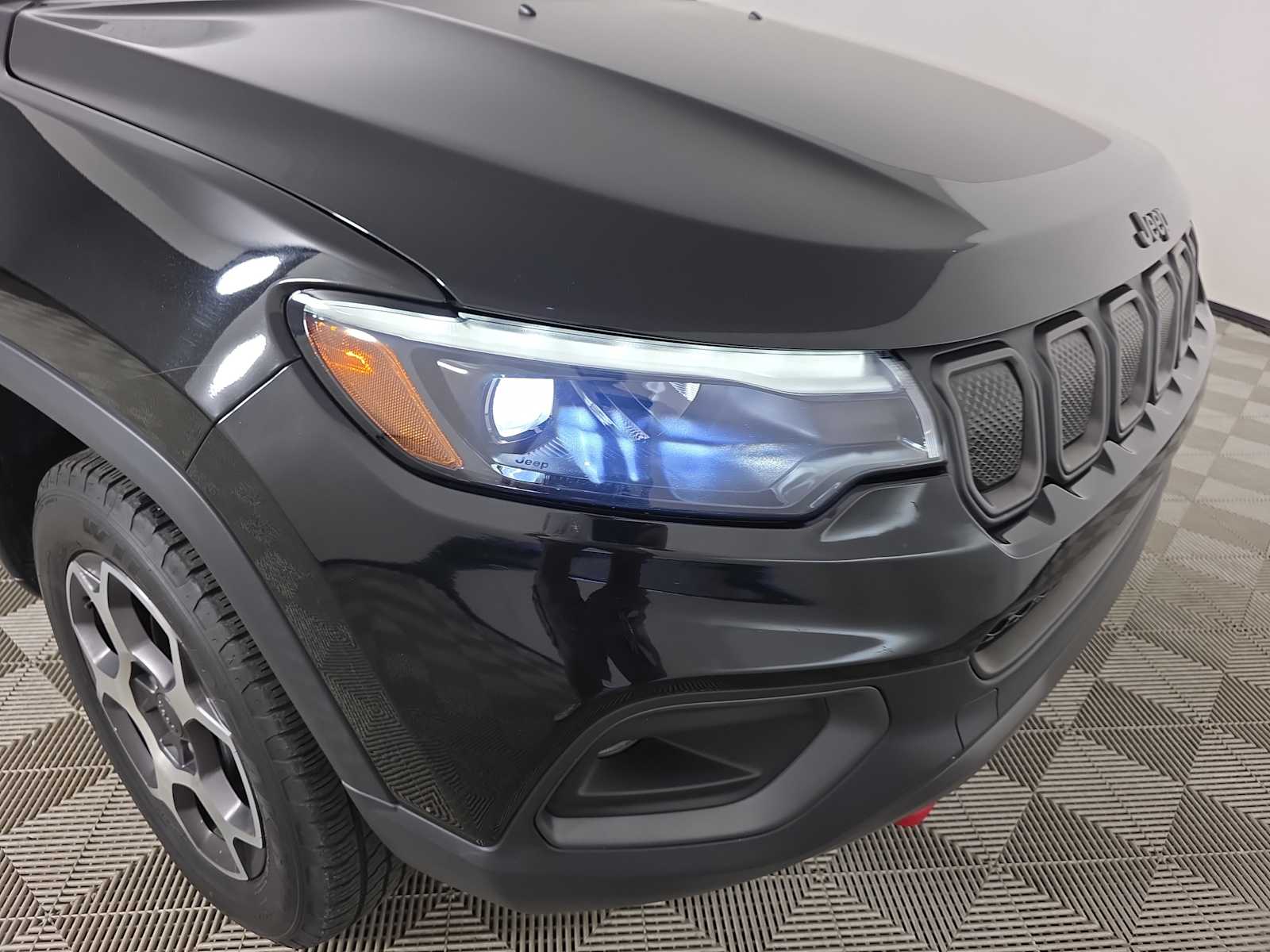 2022 Jeep Compass Trailhawk photo 9