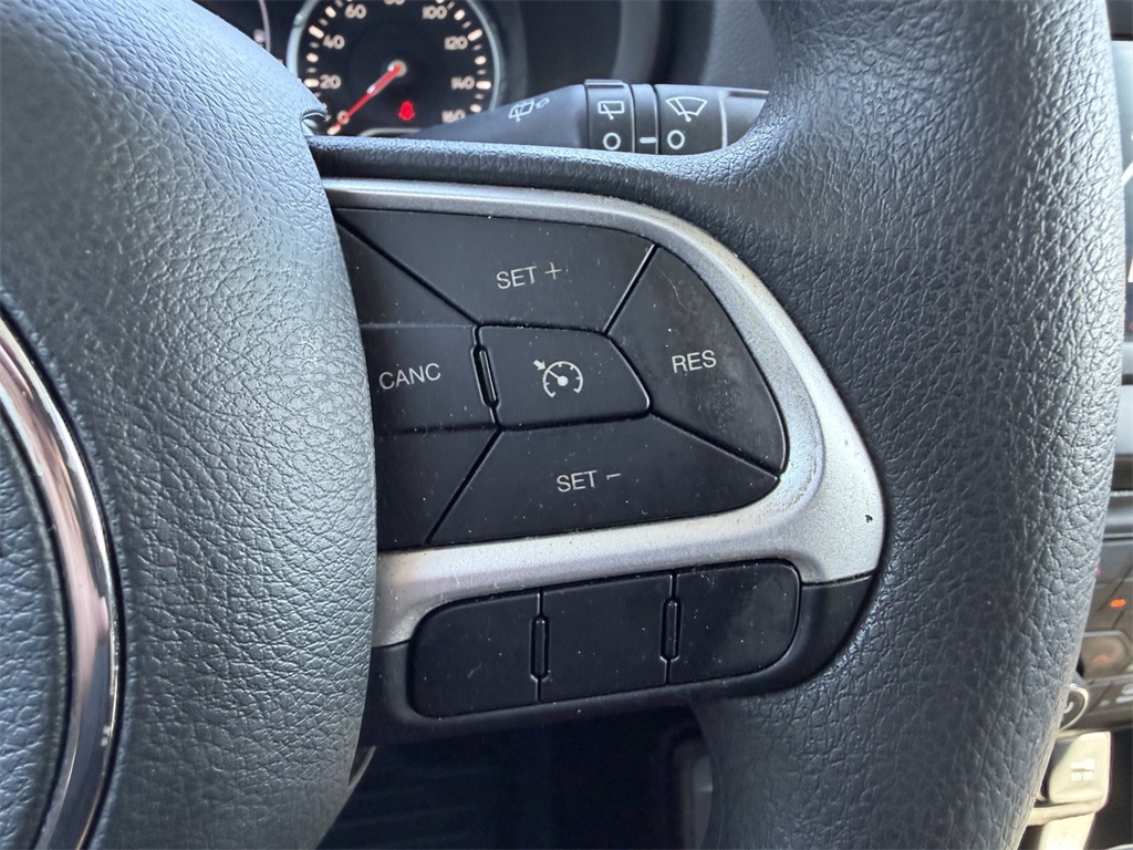2021 Jeep Renegade Sport photo 22
